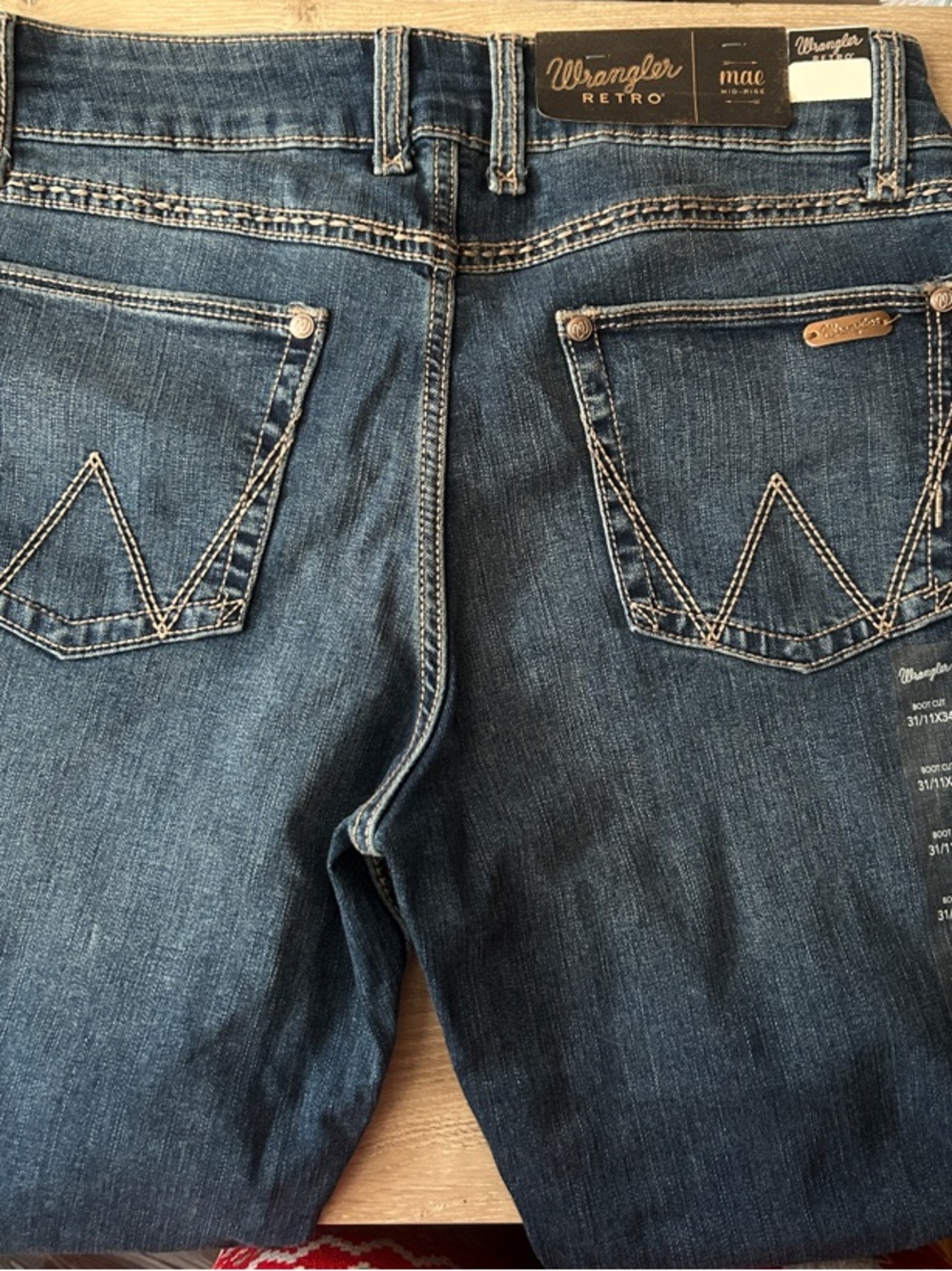 Wrangler Retro Jeans - Dark Blue Wash